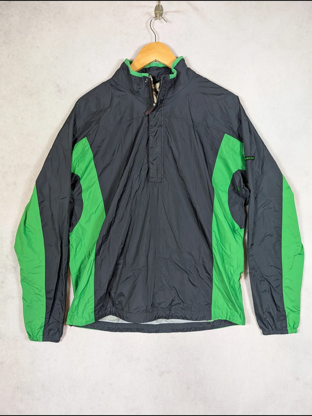 Burberry Golf Pullover Windbreaker Jacket Mens Size S Black Green Quarter Zip